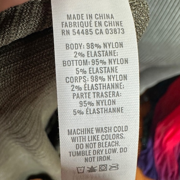 🆕 OFFLINE BY AERIE Long-sleeve Cropped Athletic Top - Picture 7 of 7